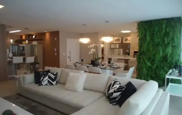 Amplitude, conforto e sofisticação em um projeto moderno de 140m²