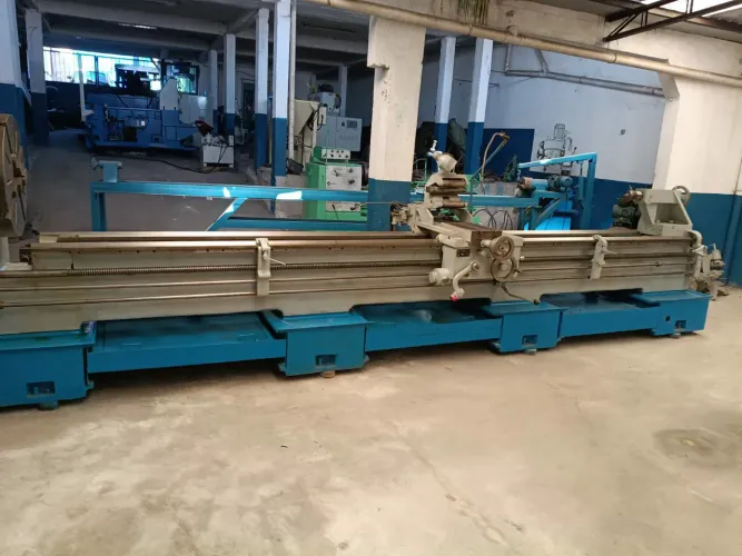 torno promeca IS 750x5mts