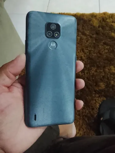 Vende moto G7 semi novo 270
