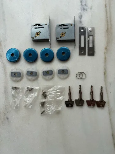 Kit Fechaduras Tetra Pado Mesmo Segredo Com 4 Chaves - Novo