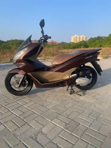 Vendo Moto PCX DLX 150