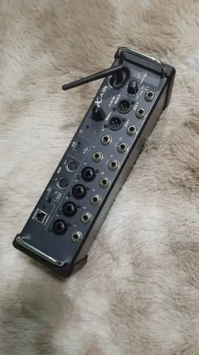 Mesa digital XR12