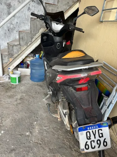 Moto voltz ev01