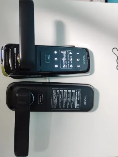 Fechadura digital TANK, modelo ST301 - Instalada