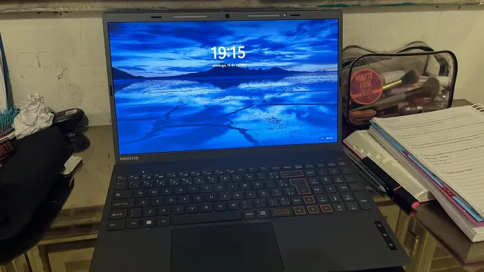 Notebook positivo 