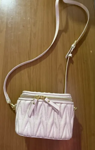 Bolsa pequena importada