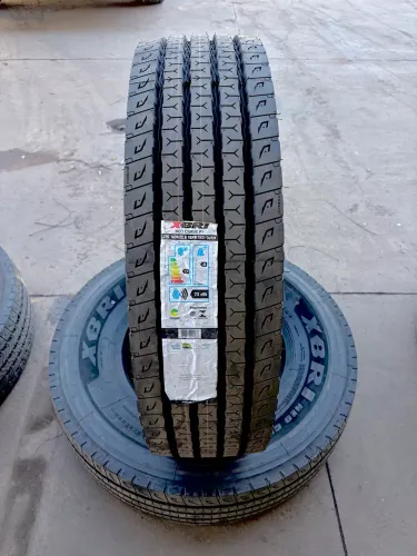 Pneu Novo 295/80R22.5 Liso Importado, 295 80 Melhor que Xbri