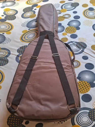 Bag, correia , afinador, capo traste.