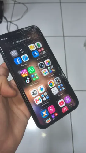 iPhone 11, 128gb - câmera traseira não funciona