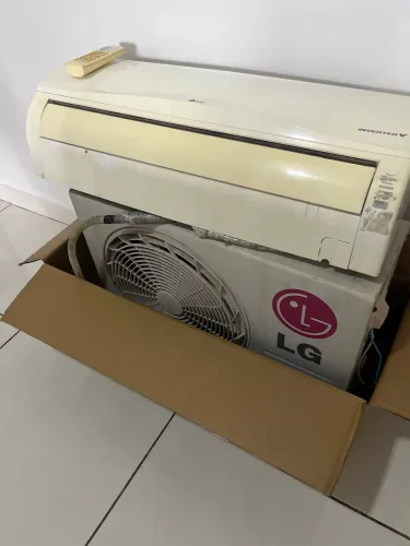 AR CONDICIONADO 12.000