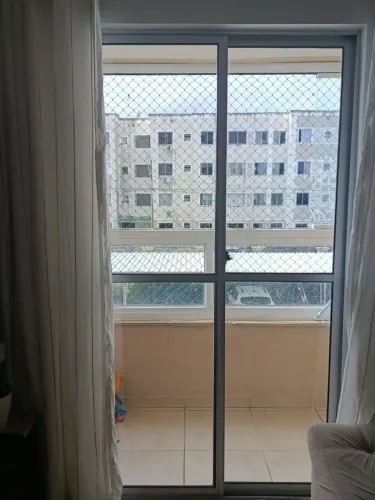 Vende-se janelão de apartamento SEMI- NOVO. CONSERVADÍSSIMO2,20 altura<br>1,20 largura