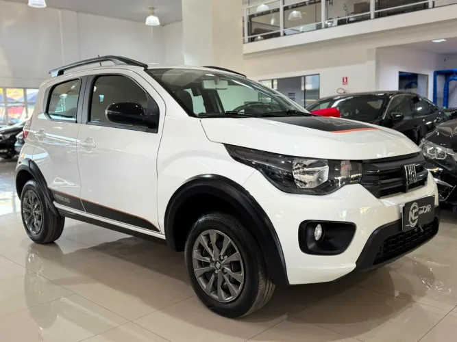 Fiat Mobi Trekking 1.0 Flex 5P 2025