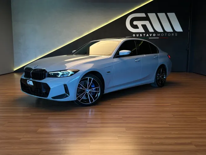 BMW 330E M Sport 2.0 Turbo Híbrido AU 2024