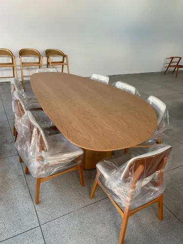 Mesa orgânica moderna