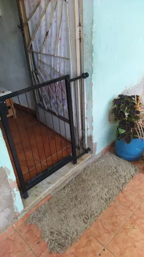 Vendo portão pra pets novinho 