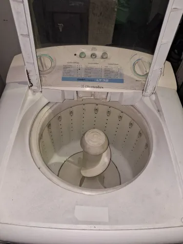 Maquina de lavar roupas 12kg