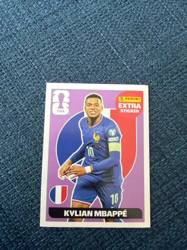 Figurinha legend Mbappe lilás