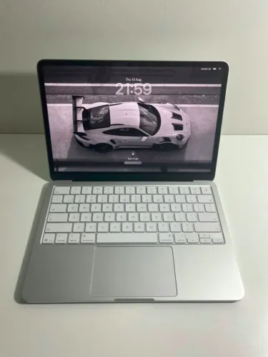 Macbook Neo na garantia com caixa
