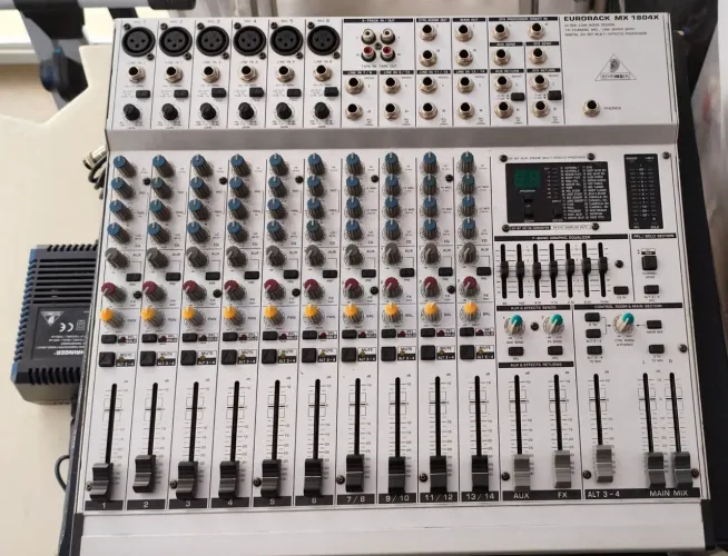 Mesa Behringer