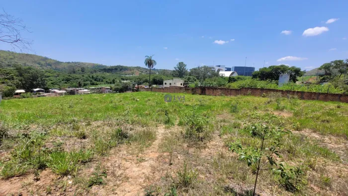 Lote 1400 M² as margens da MG 10