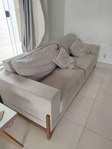 Sofá dois lugares 2,20mt X 0,90mt