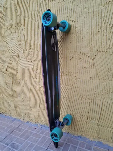 Skate Longboard Mormaii (NÃO ACEITO TROCAS)