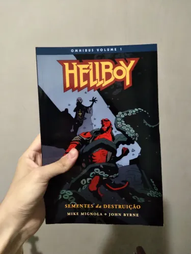 Hq Hellboy Omnibus Vol. 1