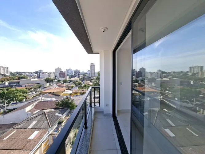 Cobertura duplex com bela vista do Centro de São José dos Pinhais à venda