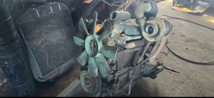 Motor de Caminhão 352A