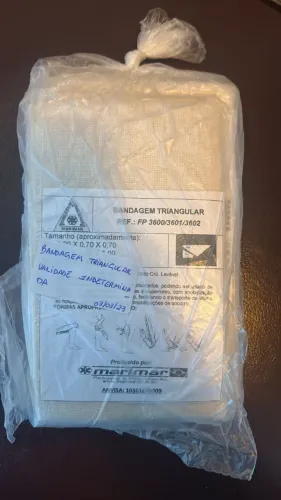 BANDAGEM TRIANGULAR