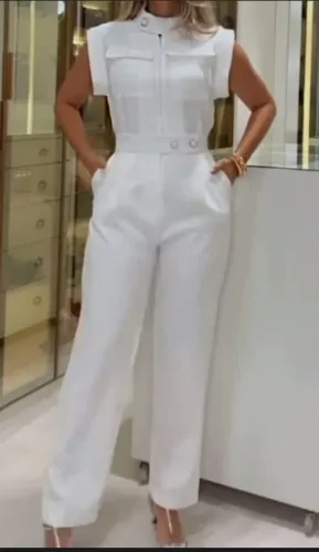 Lindo Macacão veste G - branco com ziper, bolsos, bem acinturado - valor final