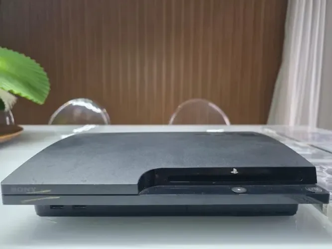 PlayStation 3 Slim + 2 controles + vários jogos | Parcelo em 4x sem juros