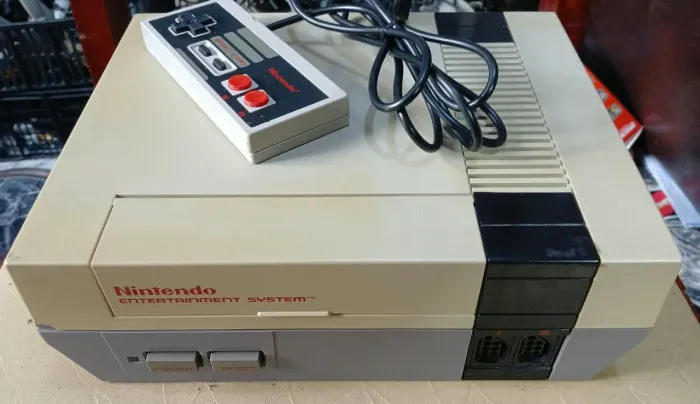 Nintendinho completo.