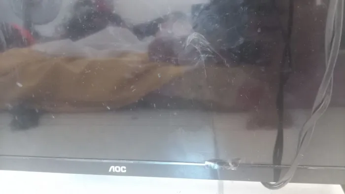 Tv pra retirada de peças