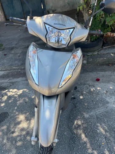 Honda Biz 110i 2023