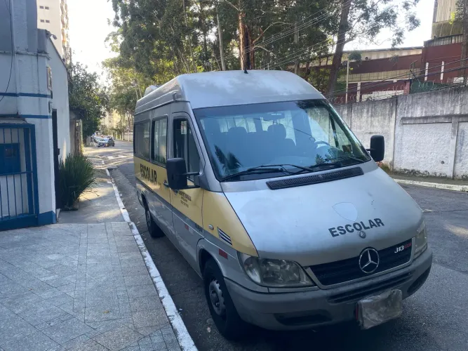 Mercedes-Benz Sprinter 313 Van Luxo 2.2 129cv 16L Dies 2011