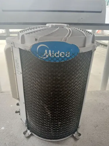 AR-CONDICIONADO Midea 30.000 BTUs