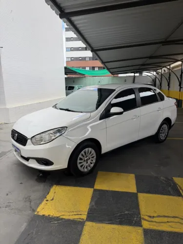 Fiat Grand Siena Attractive 1.0 Flex 8V 4P 2018