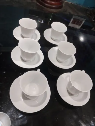 Jogo de xícaras de café com pires - 6 Unidades