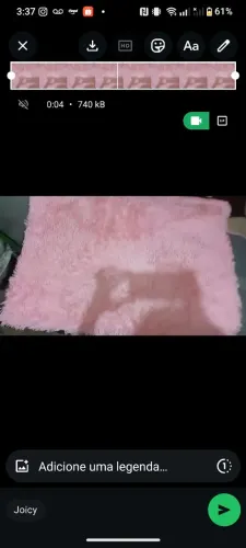 vendo tapete lindo na cor preta Rosa nunk usado de 2,15 metros 