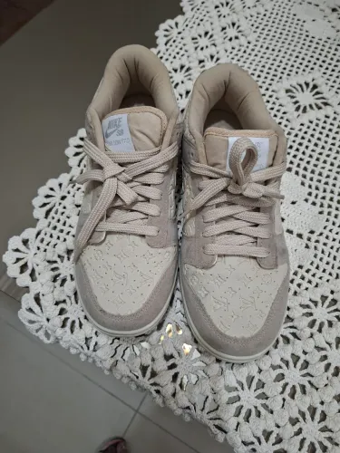 Tenis