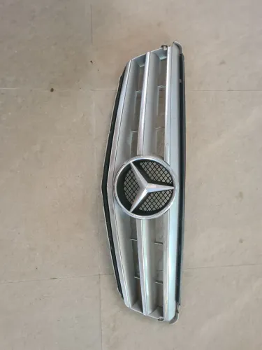 Mercedes