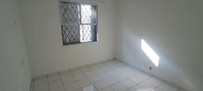 Aluga-se apartamento 2 dormitorios, Marapé, Santos, vaga para moto e bike