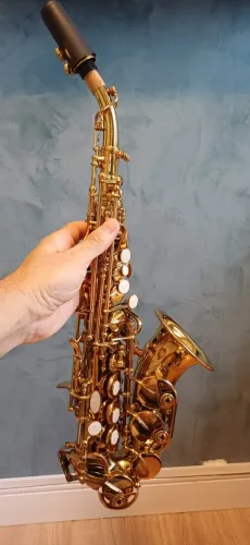 Sax Soprano Curvo Konig c/ Nota Fiscal semi-novo com pouco uso