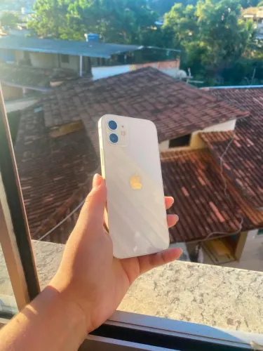 iPhone 12