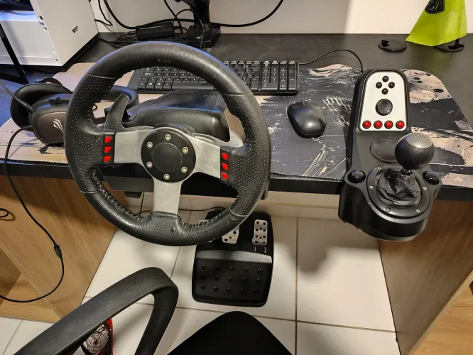 Logitech G27