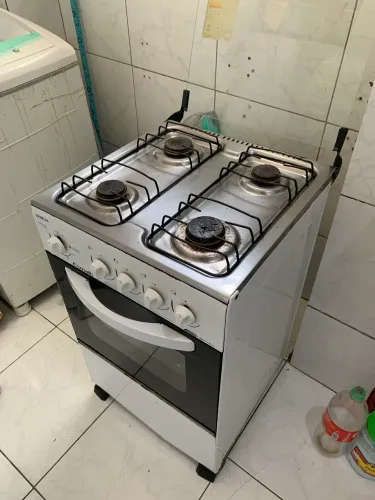 Vendo Fogão 4 Bocas Esmaltec