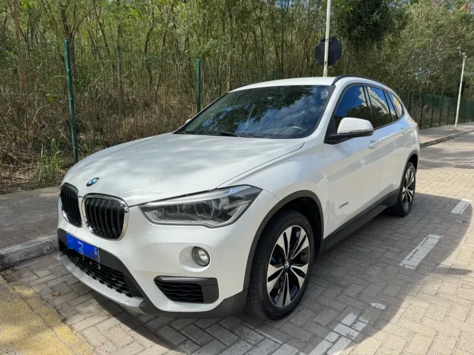 BMW X1 Sdrive 20I X-line 2.0 TB Active Flex 2018
