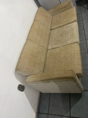 Sofá de 3 lugares 