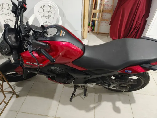 YAMAHA FZ15 2025